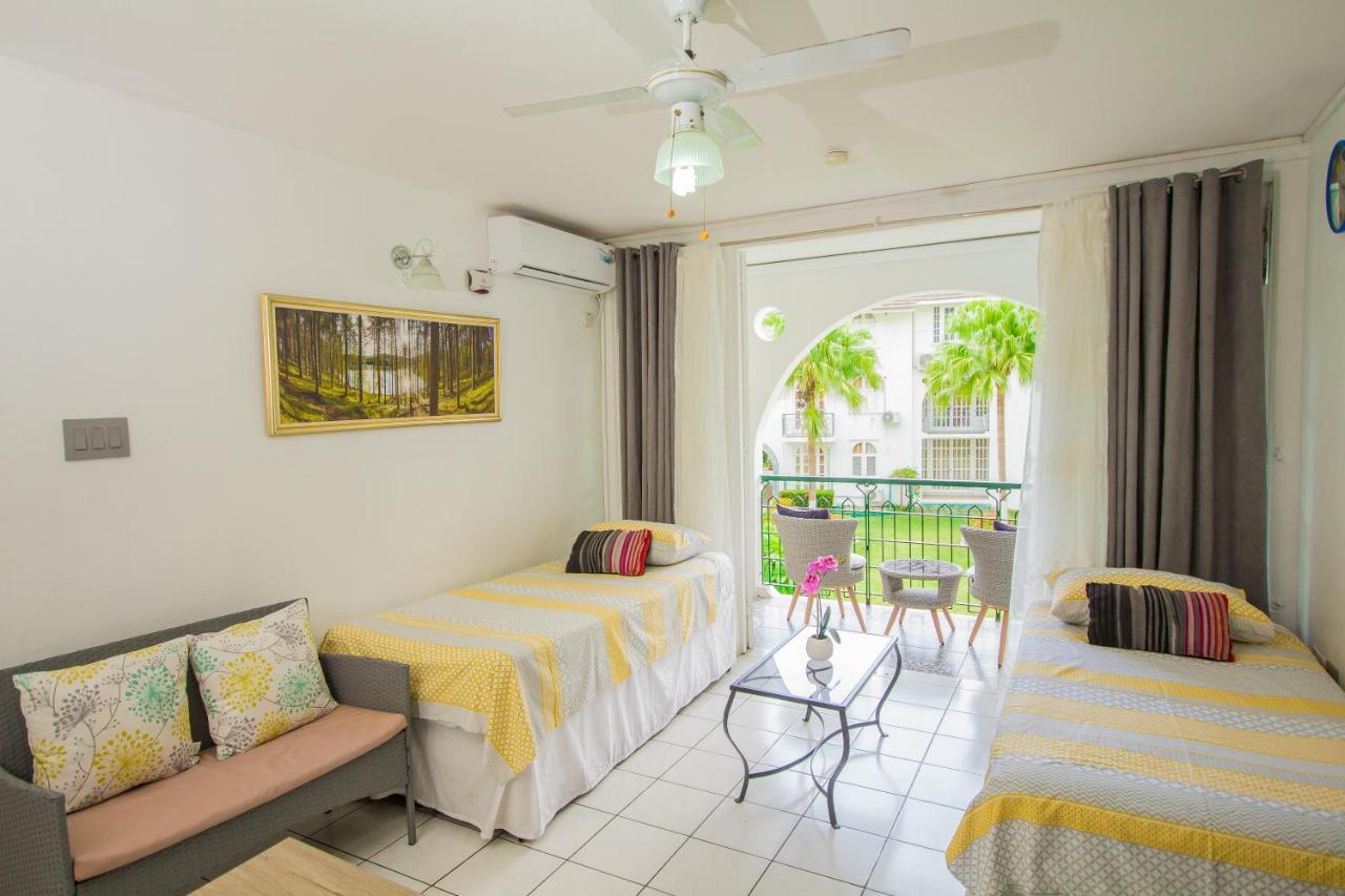 Ocho Rios On The Beach 1 Bed Sleeps 2-4 Buitenkant foto